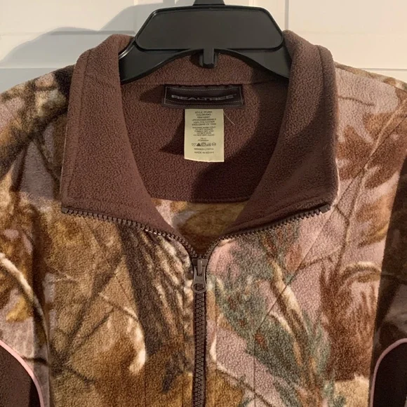 RealTree Ladies Camouflage Fleece Pullover Hoodie - Host Pick - Picture 2 of 10